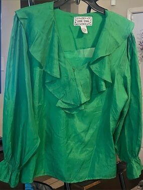 Lord & Taylor Emerald Ruffle Blouse
